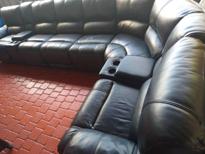 SECTIONAL GENUINE LEATHER RECLINER ELECTRIC BLACK COLOR.. DELIVERY SERVICE AVAILABLE π₯ππ₯