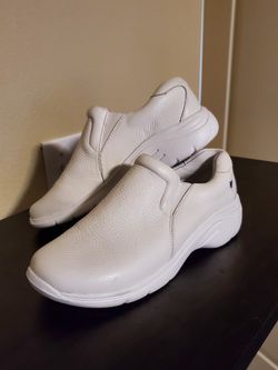 Size 8 Nursing shoes $40.00 obo