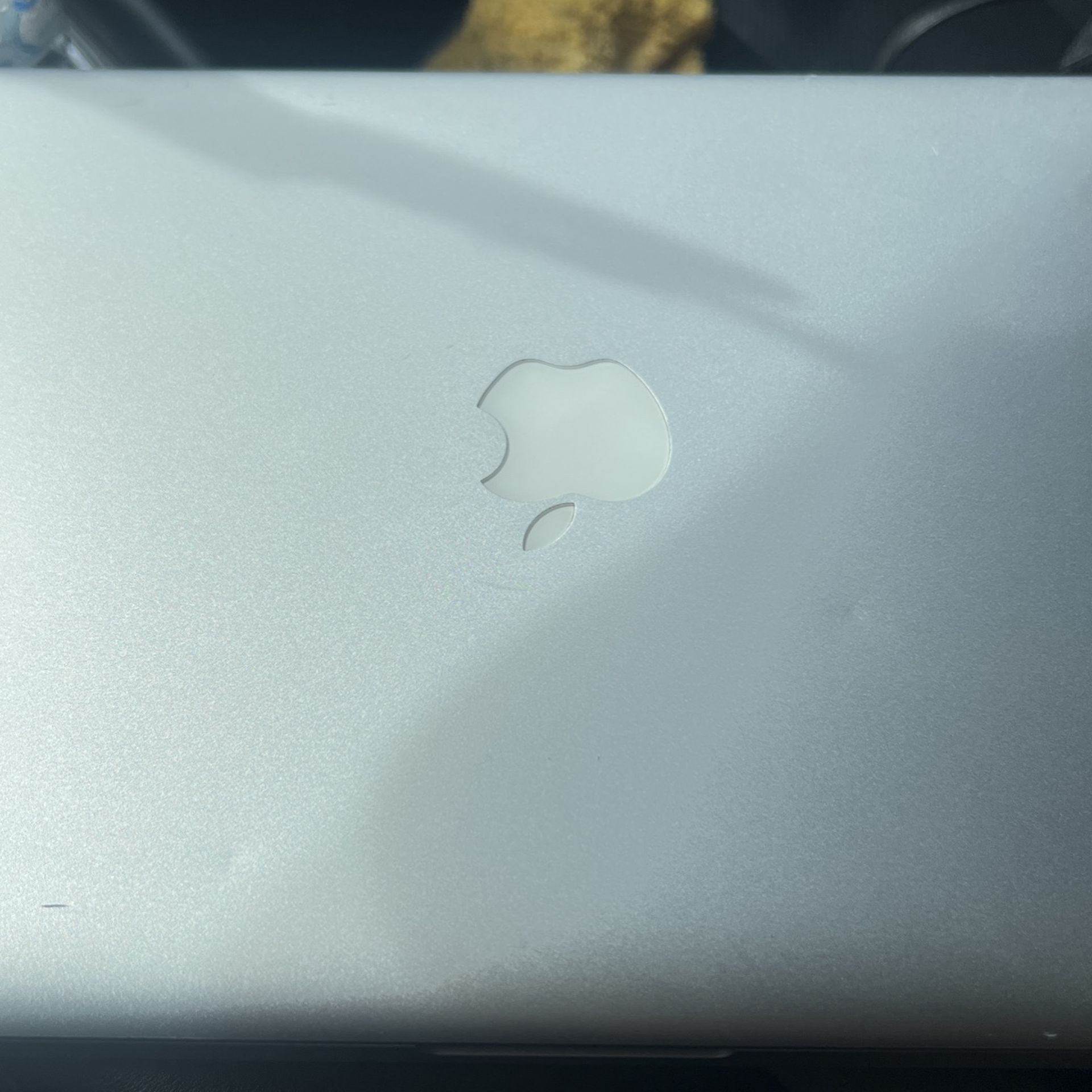 MACBOOK PRO 13