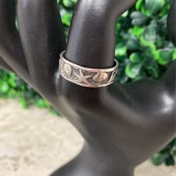 Sterling Silver Shells Ring Size 9