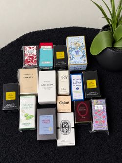 ✨ Brand New lot of 16 mini travel-size perfumes.