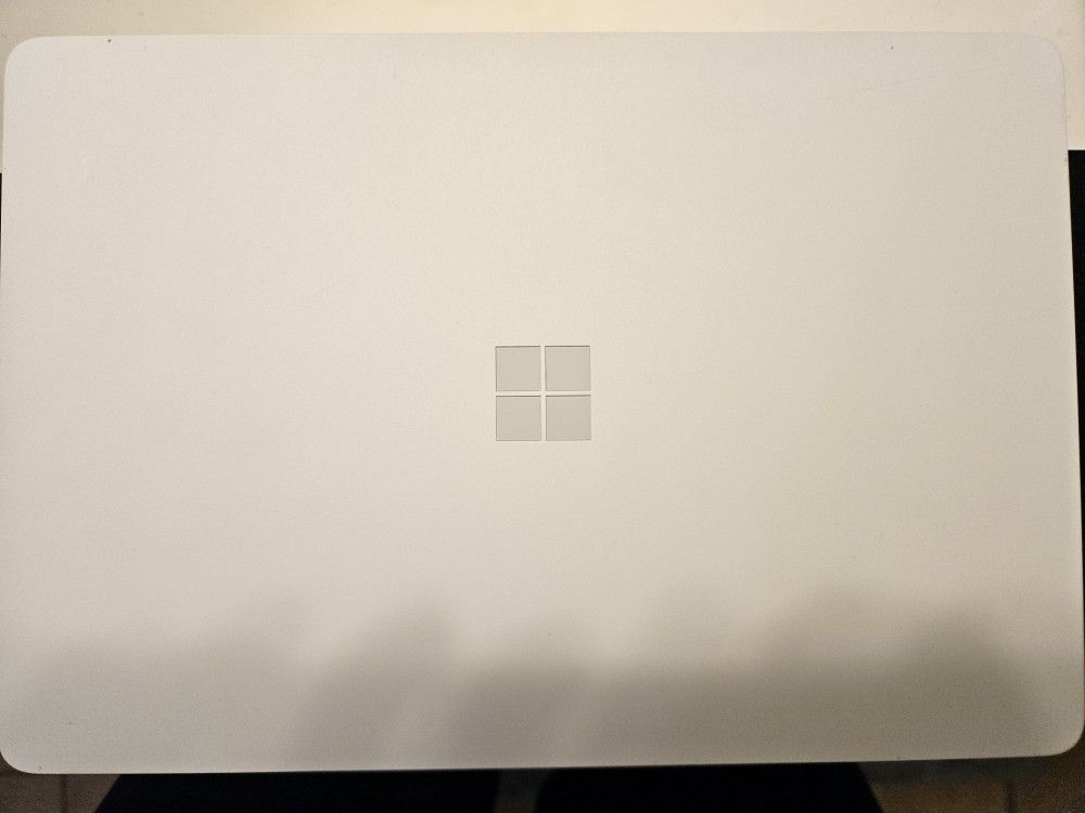 Microsoft Surface Laptop SE