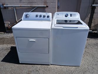 Washer And Dryer Set Both Are In Good Working Condition