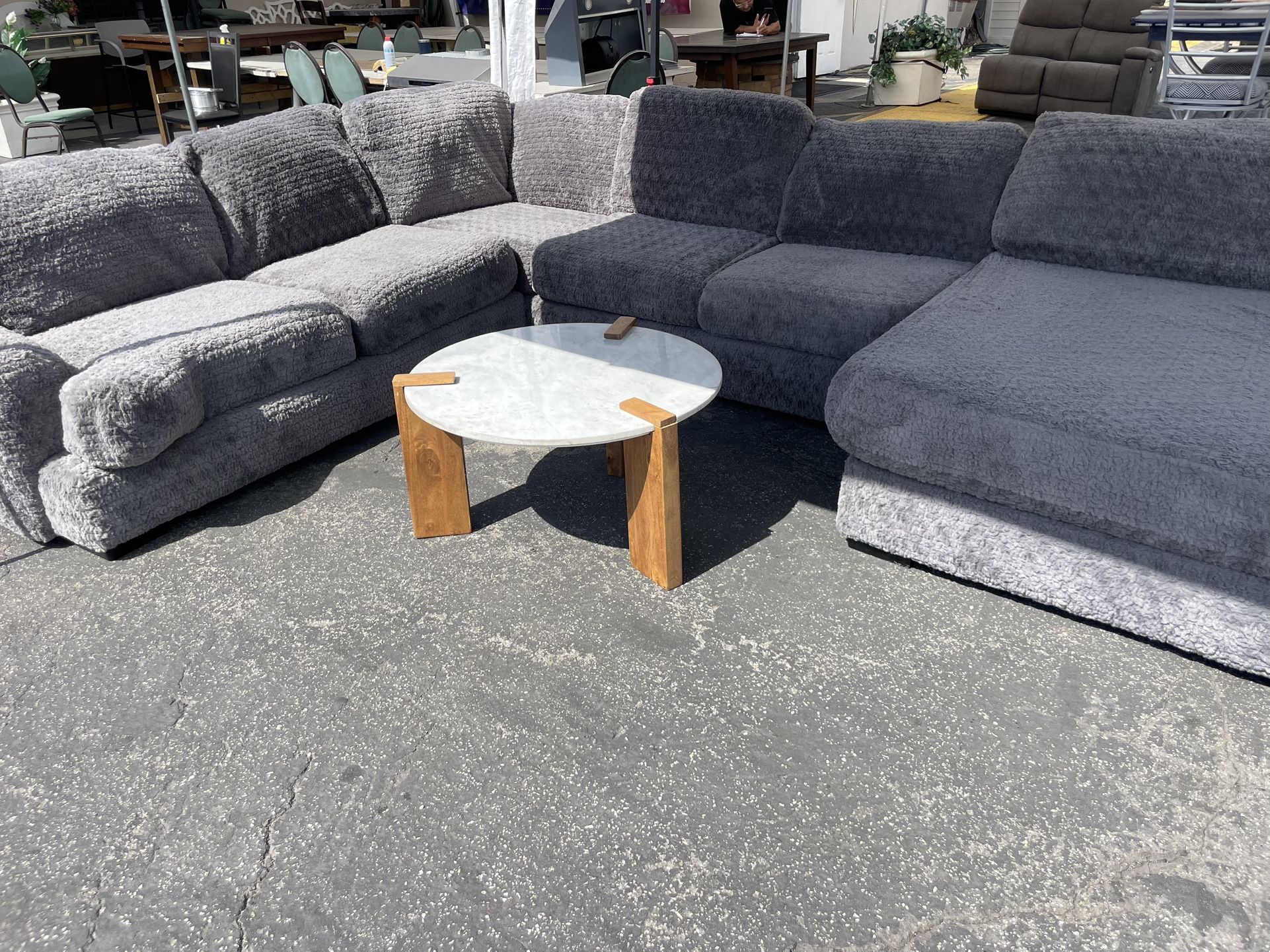 Sectional Sofas