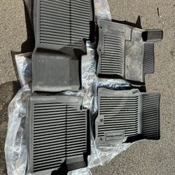 2022-2025 Nissan Frontier All Season Mats 