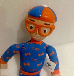 Blippi - 16 inch Nighttime Feature Plush