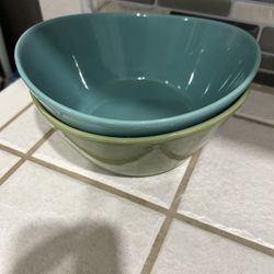 Salad Bowls 