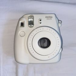 Polaroid Camera Instax Mini 8 