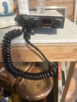 Realistic TRC-415 Radio