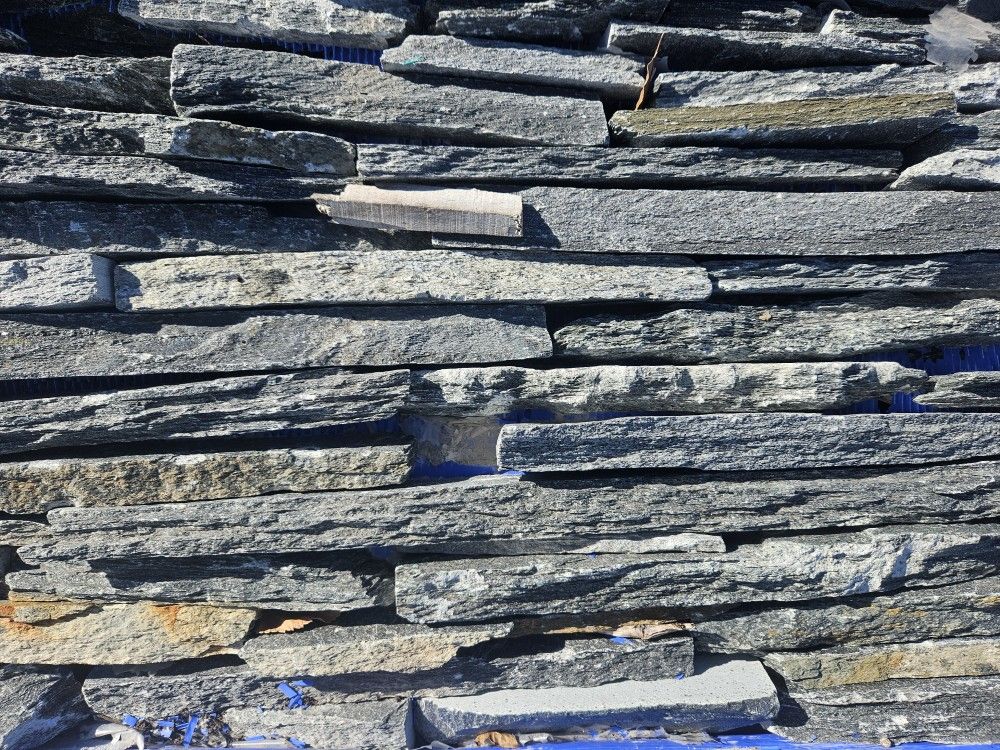 Tenemos Esta Bonita Piedra En Especial!!!