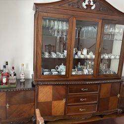 China Armoir Antique 