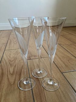 Hoya Crystal Champagne Glasses