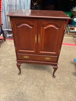 Wood tv cabinet