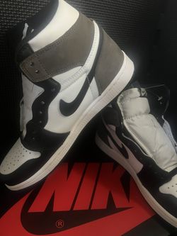 Jordan 1 Retro High OG Dark Mocha ((Size 7.5)
