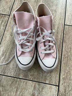 Girls hi-top converse pink