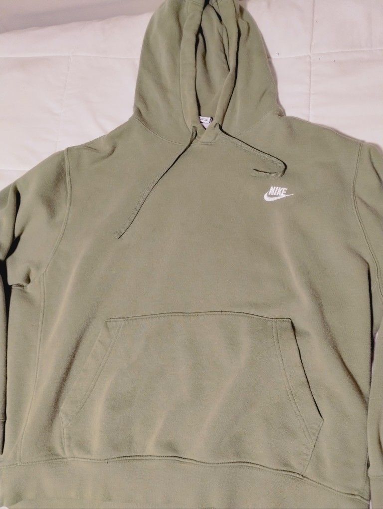 Nike XL OLIVE GREEN HOODIE 
