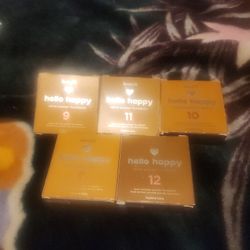 Hello, happy powder foundation Huda beauty., HUDA  concealer,