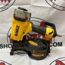 DeWalt DW66C-1 Pneumatic 15 Deg Coil Siding and Fencing Nailer Nailgun 11057280