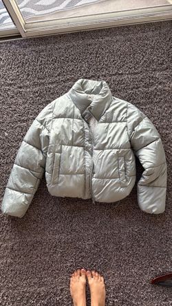 Light Blue Cropped Puffer Jacket