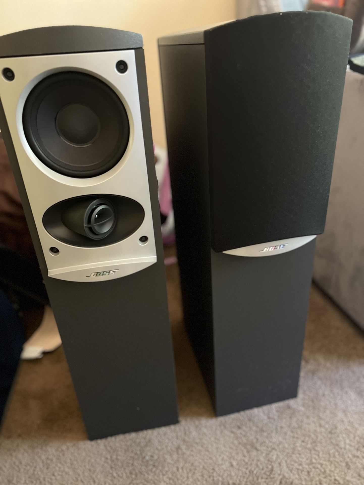 Bose 601 IV Tower Speakers Left and Right