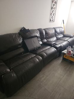 Muebles y mesa