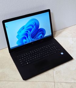 HP 17-by1053dx Laptop w/17.3 Inch 1600x900,Intel 8th gen,250 GB SSD,8GB,DVDRW,Bluetooth, Win11- Great Condition-Fast