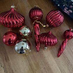 Basket Of Beautiful Ornaments 