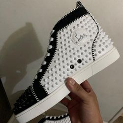Image result for mens white louboutin  Christian louboutin sneakers,  Louboutin shoes mens, Sneakers fashion