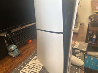 PS5 Slim Disc Edition + BO6 + White Controller – Like New