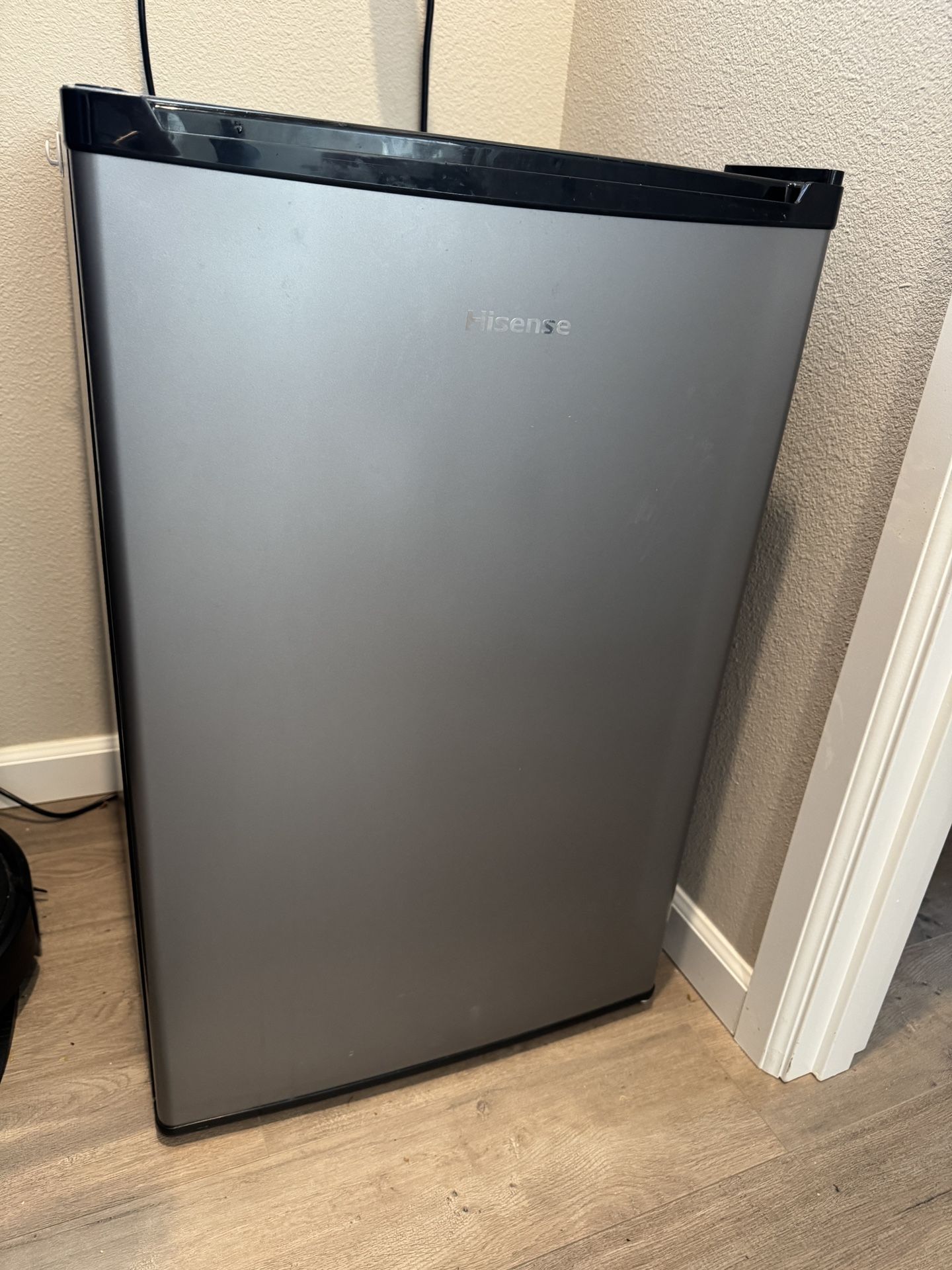 Hisense Mini Fridge