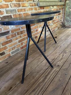 François Carré side table