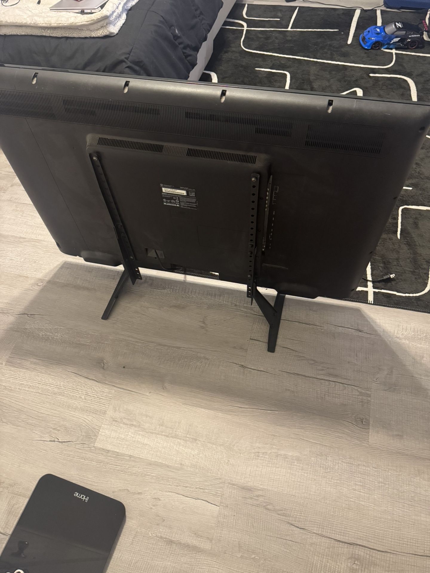 40 Inch Tv Electronics & Media