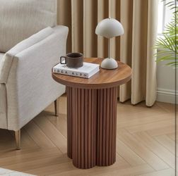 🌟 Mid Century Modern Round Fluted End Table – Walnut Finish 🪵