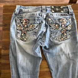 Size 27 Miss Me Jeans 