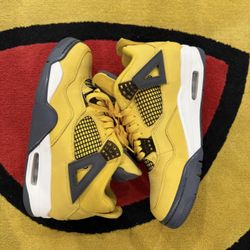 Jordan 4 Lightening 