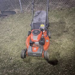 Husqvarna  HU 675AWD KOHLER.XT Series XT675 149cc 6.75.