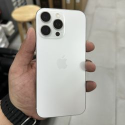 iPhone 16 Pro Max Unlocked 256GB! Finance For $50 Down Payment!!