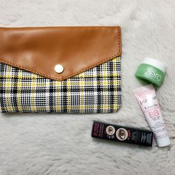 NEW Ipsy Clutch