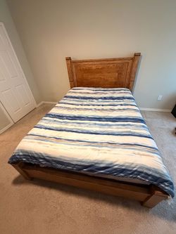 Queen bed and dresser