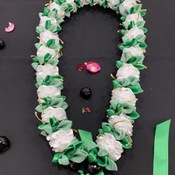 Custom Ribbon Lei