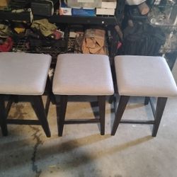 Bar Stools 