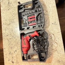 Electric Durabuilt drill 008 06 0118 120V chuck 3/8, case, bits