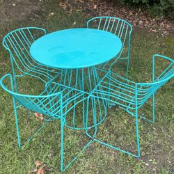 Aquamarine Blue Intercoastal Steel Metal 4 Piece Dining Patio Furniture Chair Table Set