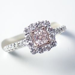 PINK DIAMOND - GIA CERTIFIED RING