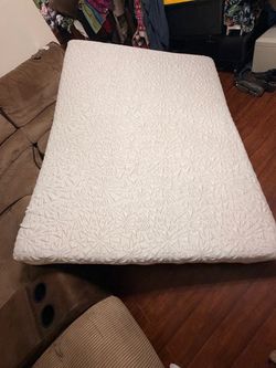 White Foam Mattress with Quilted Cover