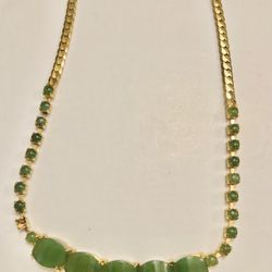 Vtg Jade goldtone choker( 16 inches )