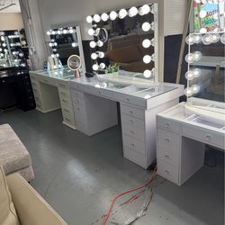 Specials on V. A. N. I. T. I. E. S. Only @ FURNITURE LOVE ❤️ Same Day Delivery 🚚