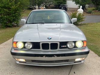 1991 BMW E34 M5 Dinan