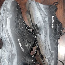 Size 43 men’s 10