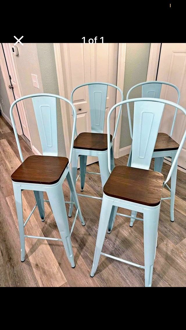 (4) 30 in-high Metal Bar Stools